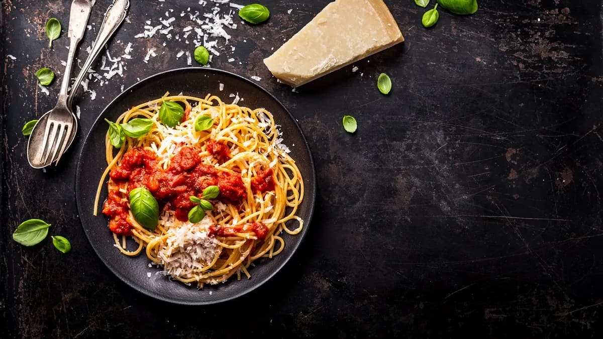 Kalorie w spaghetti: ile naprawdę mają różne rodzaje makaronu?