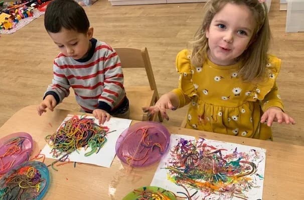 Jak zorganizować dzień spaghetti w przedszkolu pełen radości i nauki