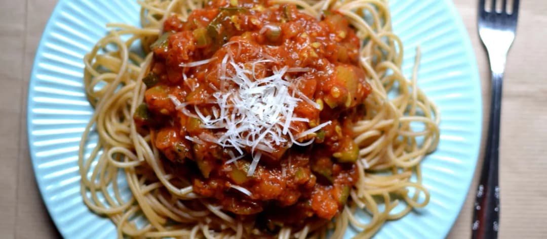 Wyjątkowy sos do spaghetti z cukinii, który zachwyci Twoje podniebienie